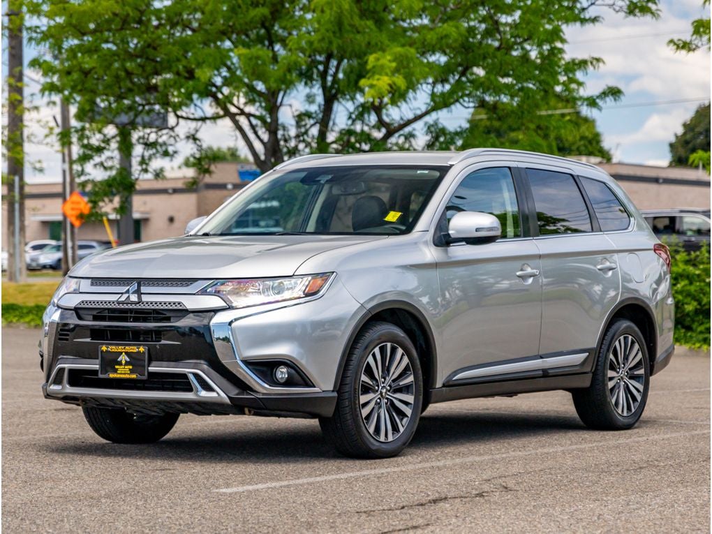 2020 Mitsubishi Outlander Base