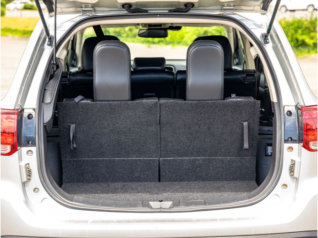 2020 Mitsubishi Outlander Base