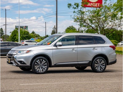 2020 Mitsubishi Outlander Base