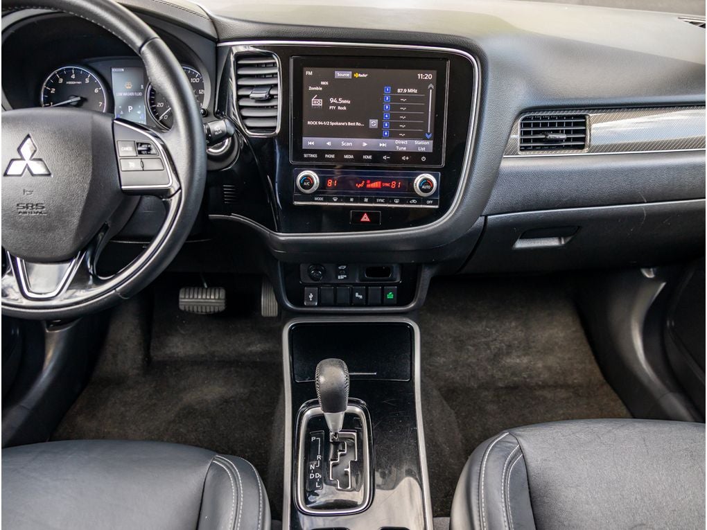2020 Mitsubishi Outlander Base