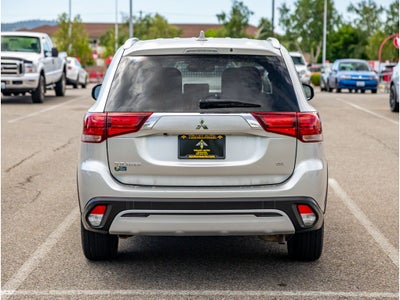 2020 Mitsubishi Outlander Base