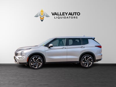 2024 Mitsubishi Outlander Base