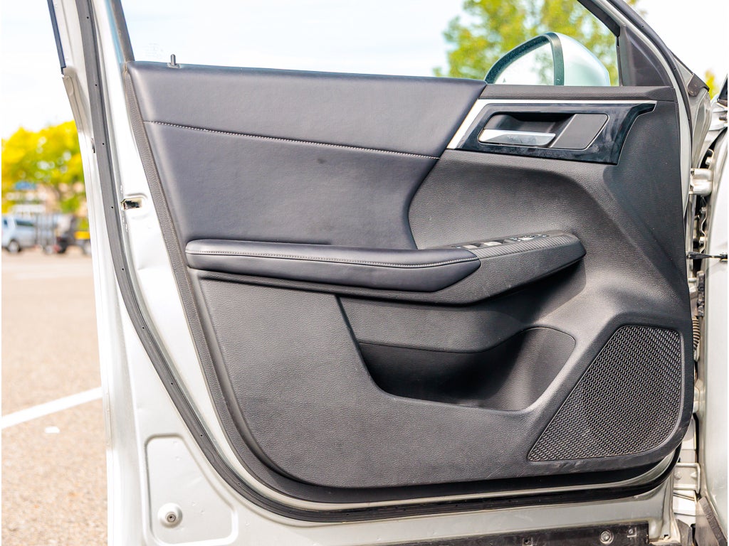 2024 Mitsubishi Outlander Base