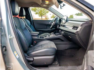 2024 Mitsubishi Outlander Base