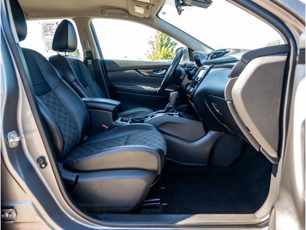 2022 Nissan Rogue Sport SL