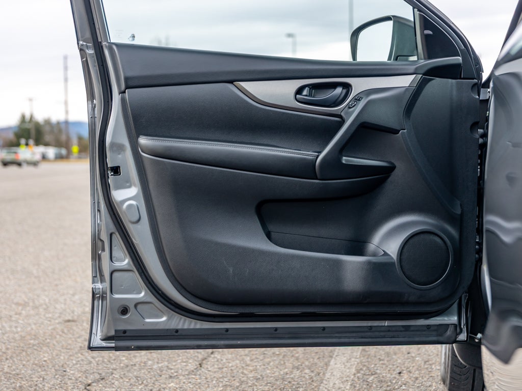 2020 Nissan Rogue Sport SL