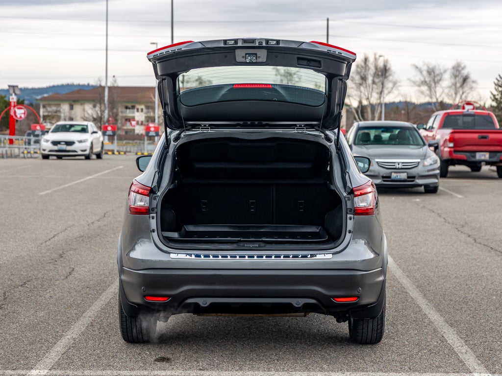 2020 Nissan Rogue Sport SL
