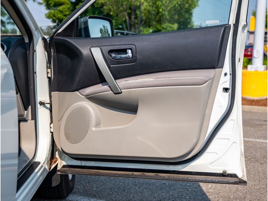 2013 Nissan Rogue Base