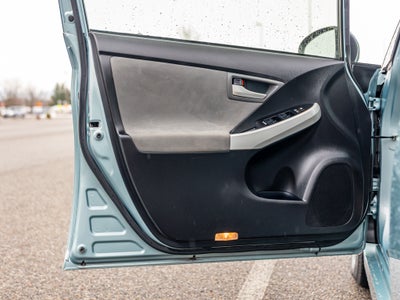 2012 Toyota Prius Plug-In Base