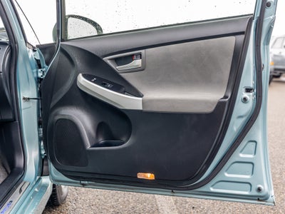 2012 Toyota Prius Plug-In Base