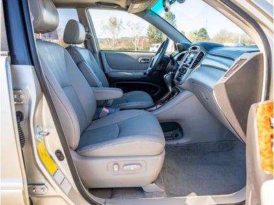 2005 Toyota Highlander Base