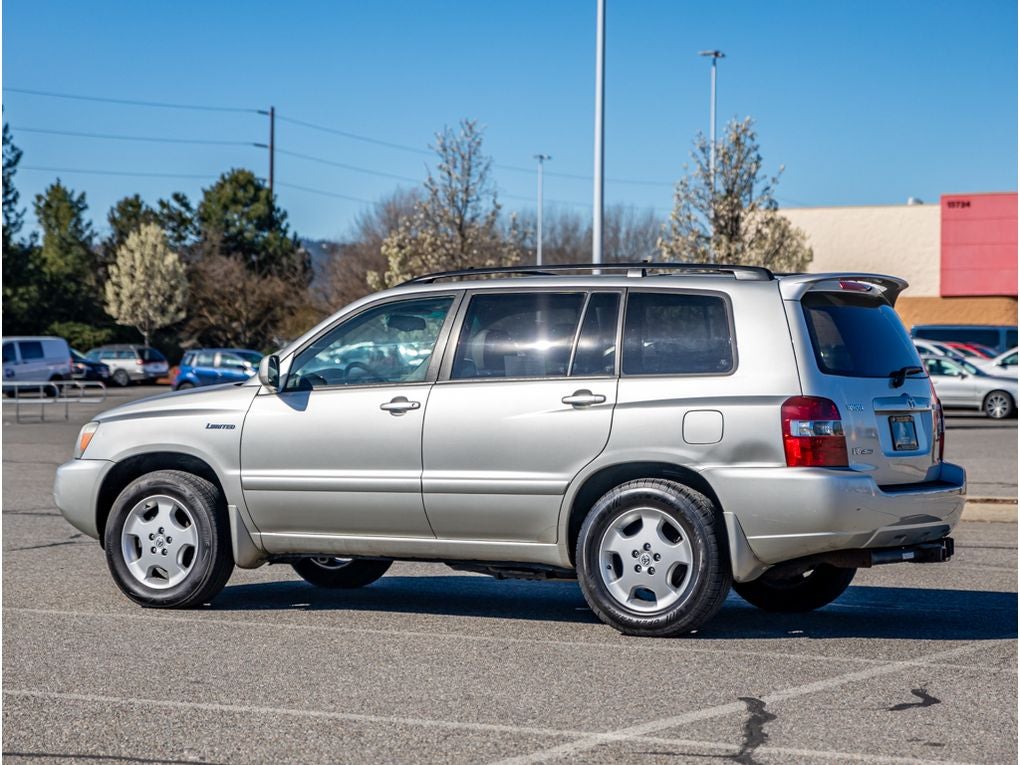 2005 Toyota Highlander Base