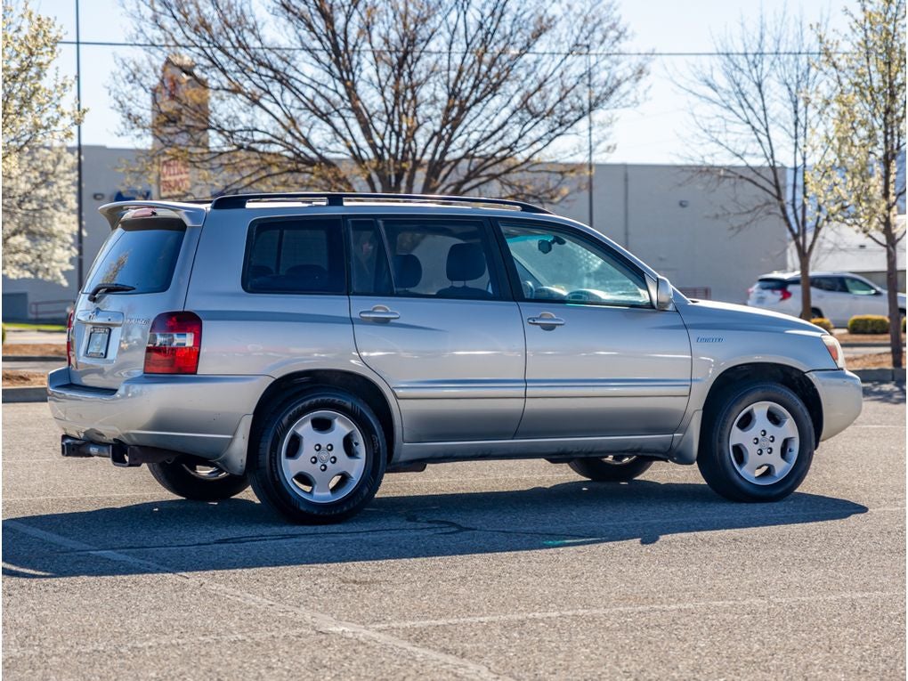 2005 Toyota Highlander Base