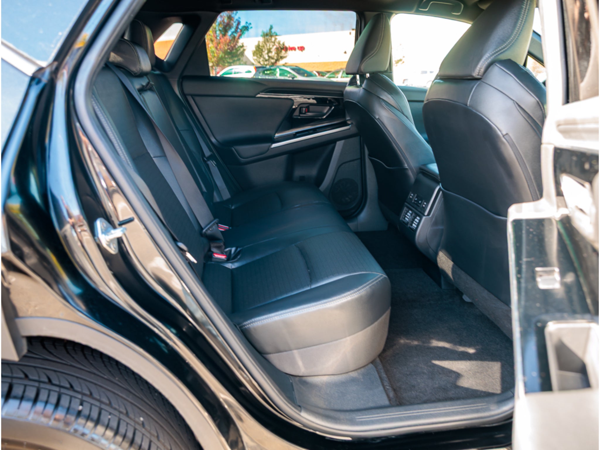 2023 Subaru Solterra Base