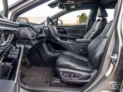 2023 Subaru Solterra Base