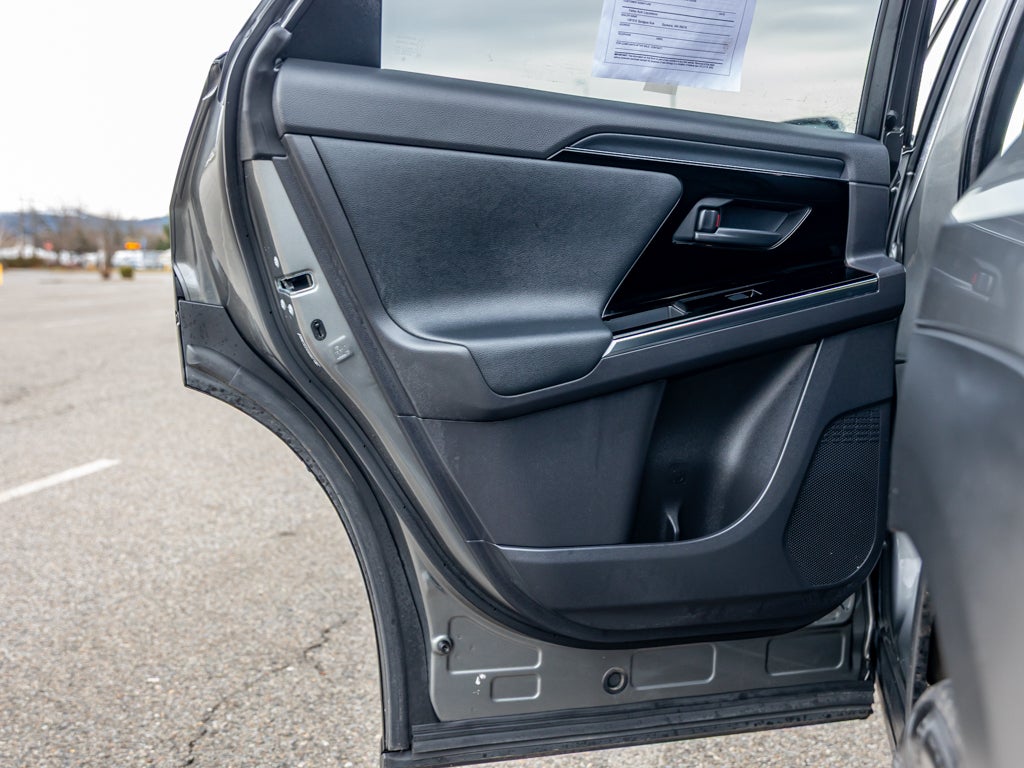 2023 Subaru Solterra Base