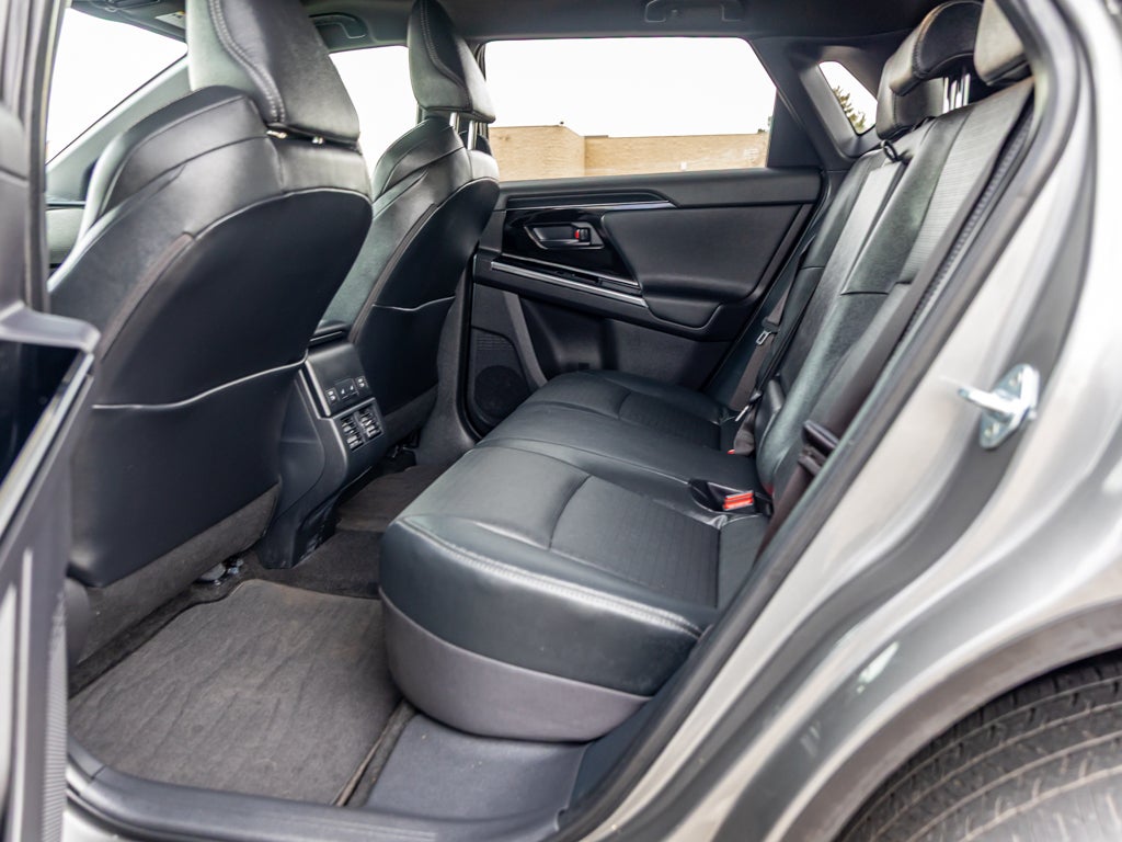 2023 Subaru Solterra Base