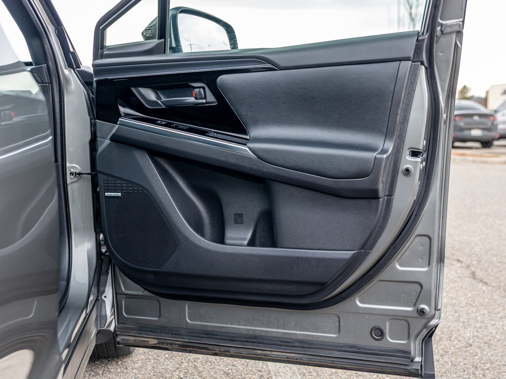 2023 Subaru Solterra Base