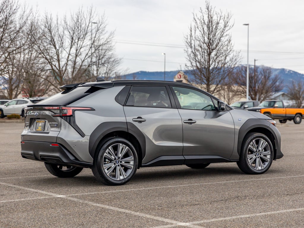 2023 Subaru Solterra Base