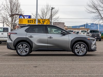 2023 Subaru Solterra Base