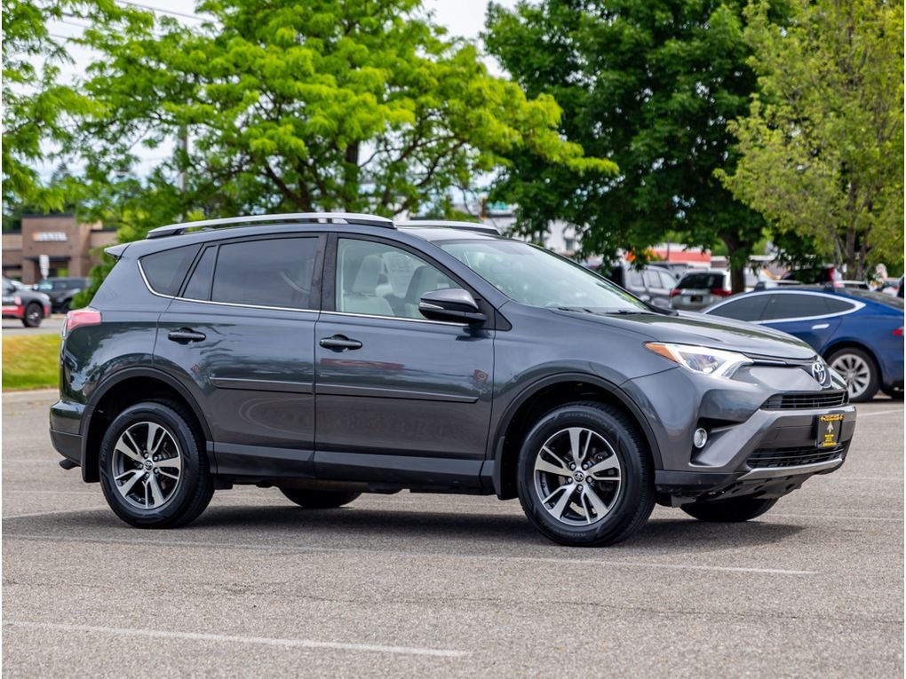 2016 Toyota RAV4 XLE