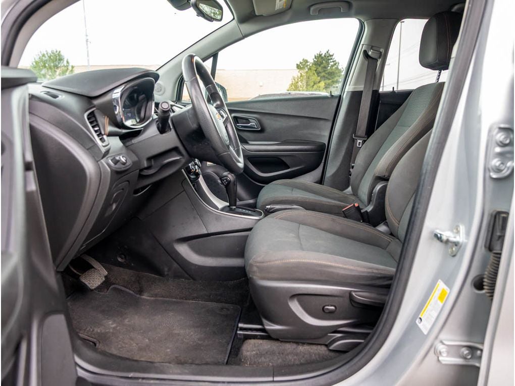 2021 Chevrolet Trax LS