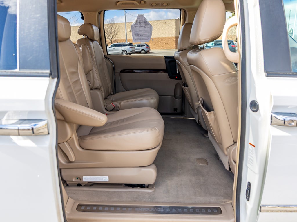 2007 Hyundai Entourage Base