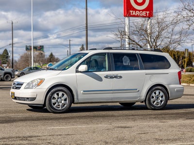2007 Hyundai Entourage Base