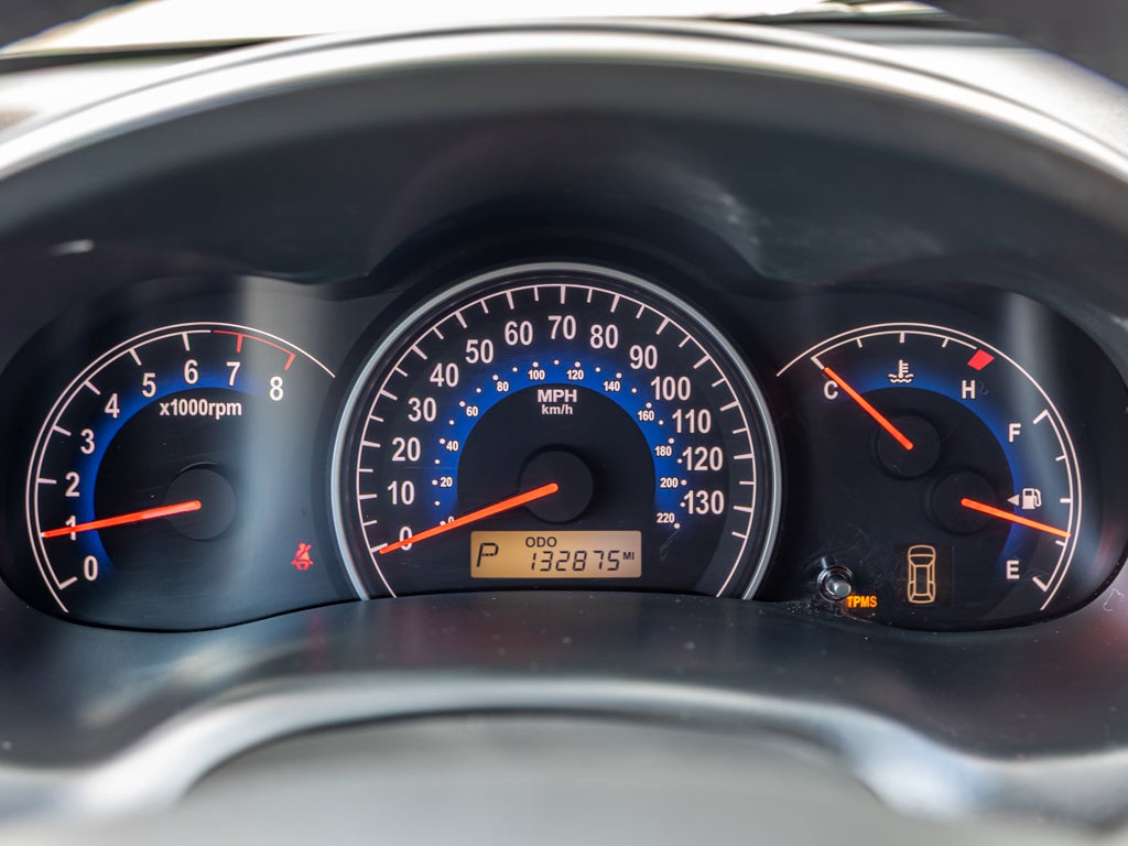 2007 Hyundai Entourage Base