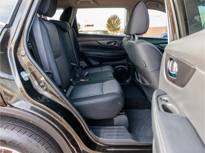 2017 Nissan Rogue Base