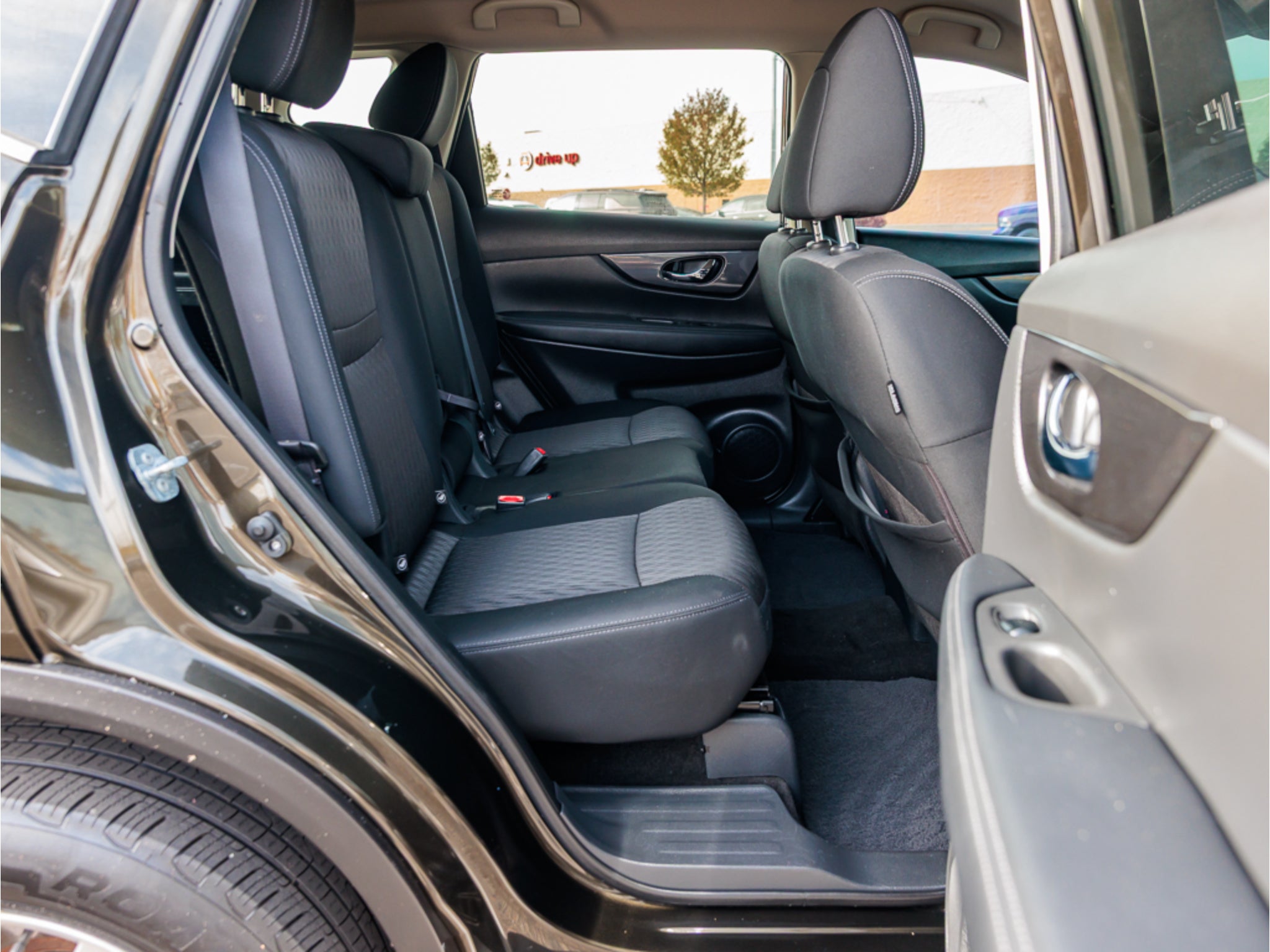 2017 Nissan Rogue Base