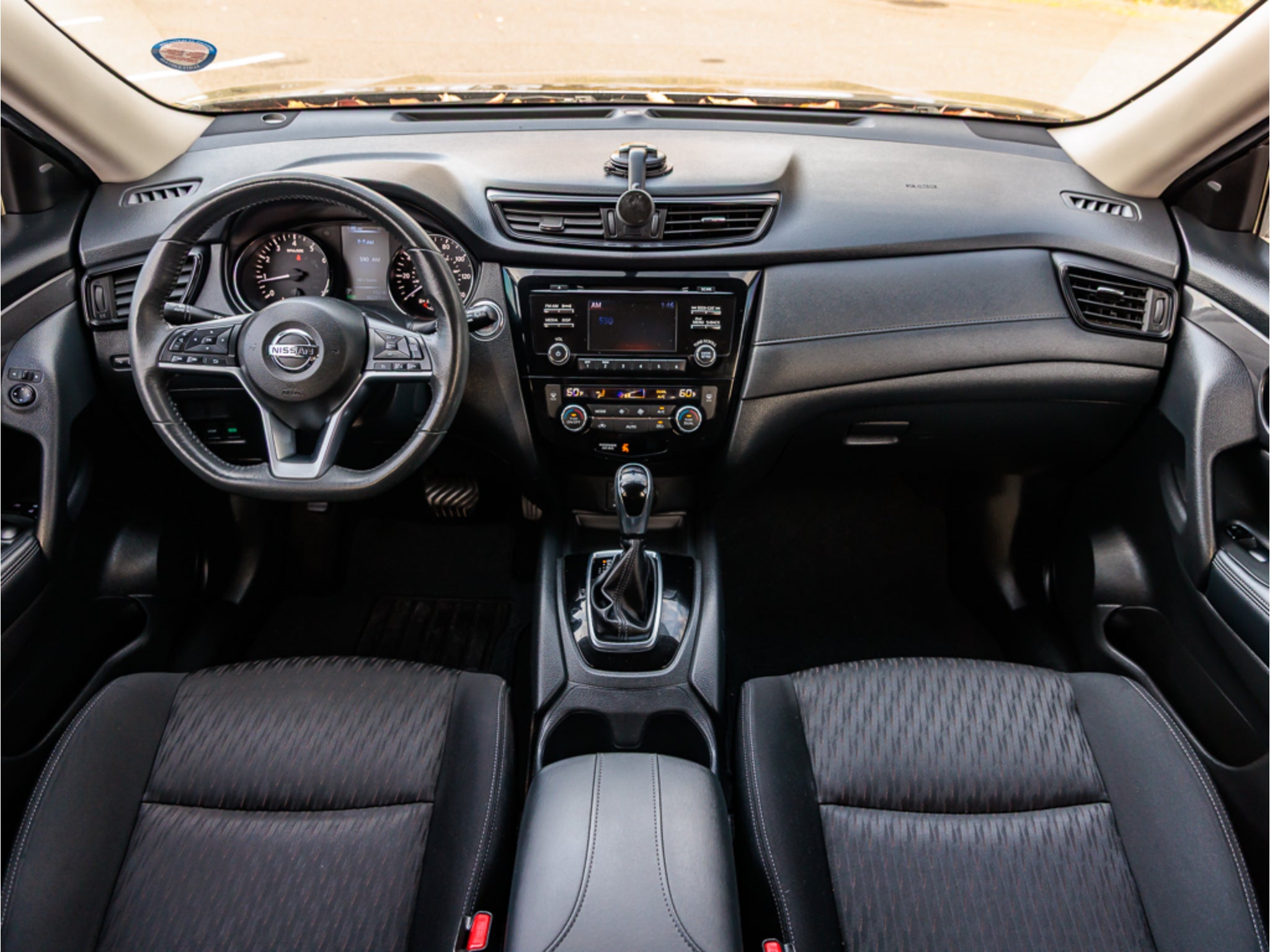 2017 Nissan Rogue Base
