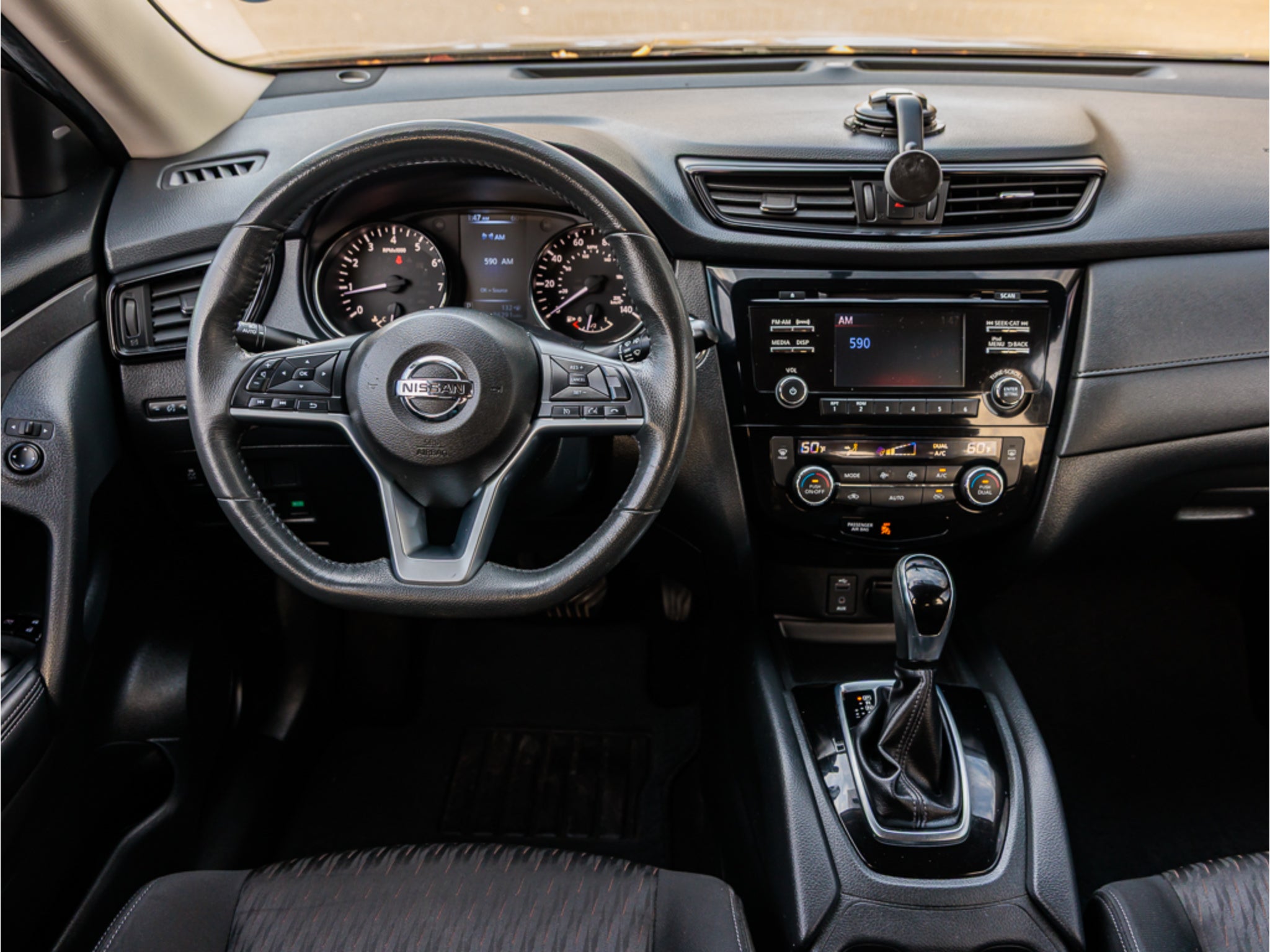 2017 Nissan Rogue Base