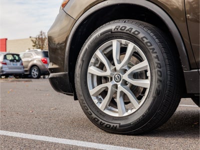 2017 Nissan Rogue Base
