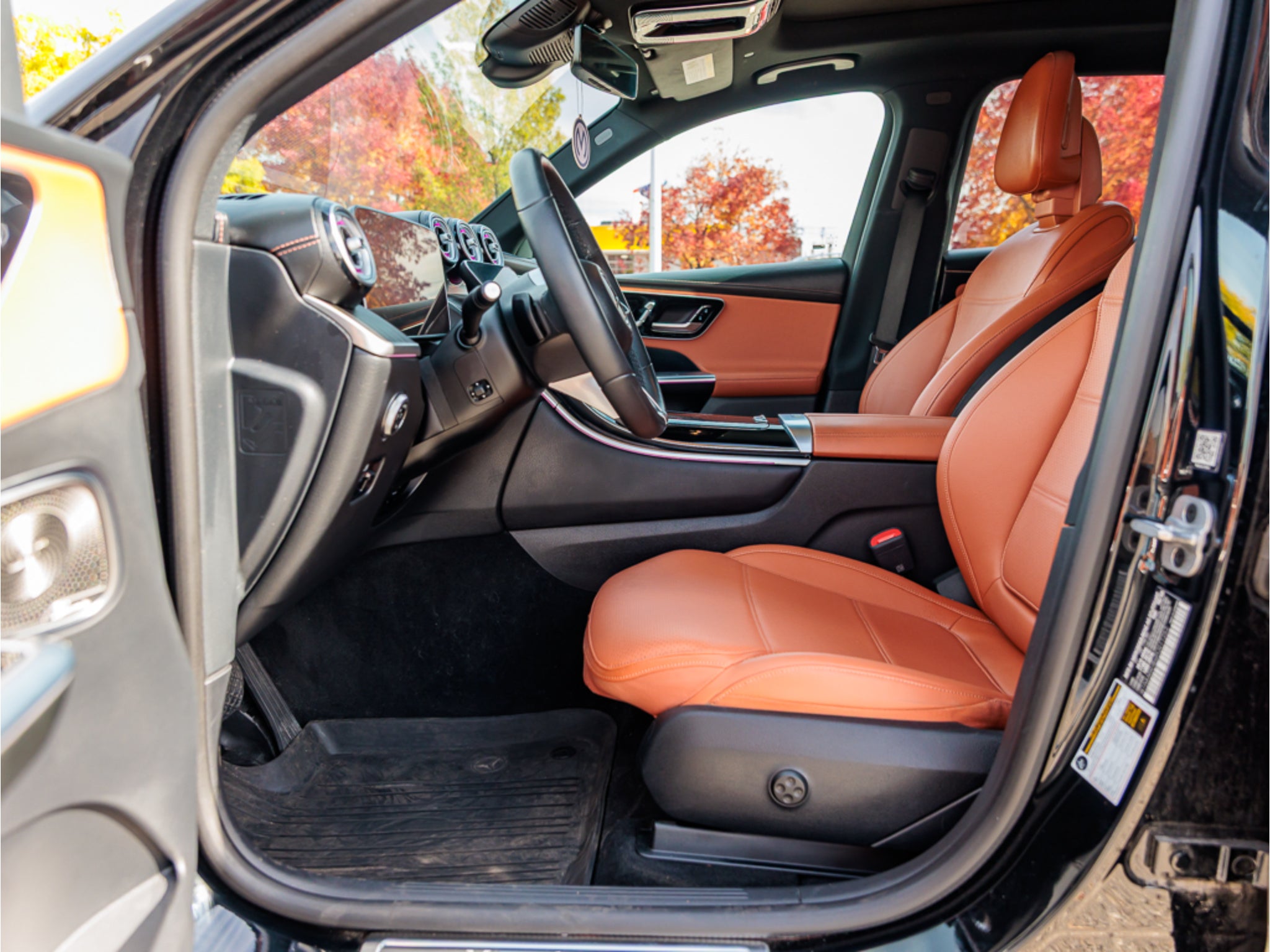 2023 Mercedes-Benz GLC 300