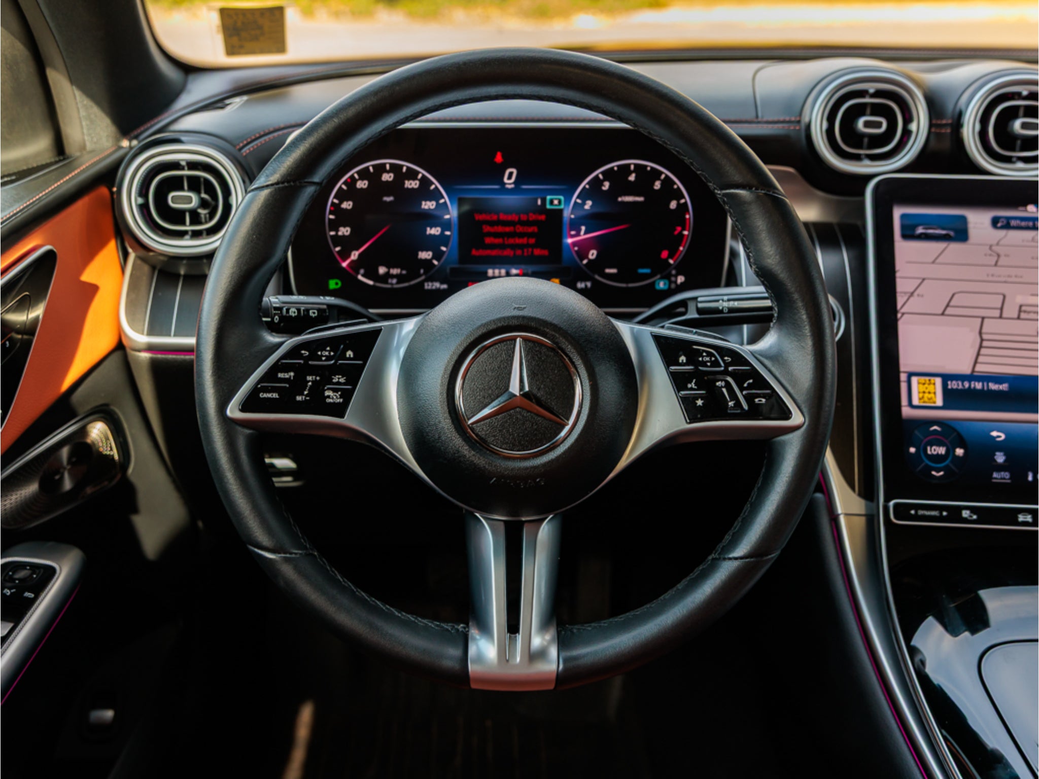 2023 Mercedes-Benz GLC 300
