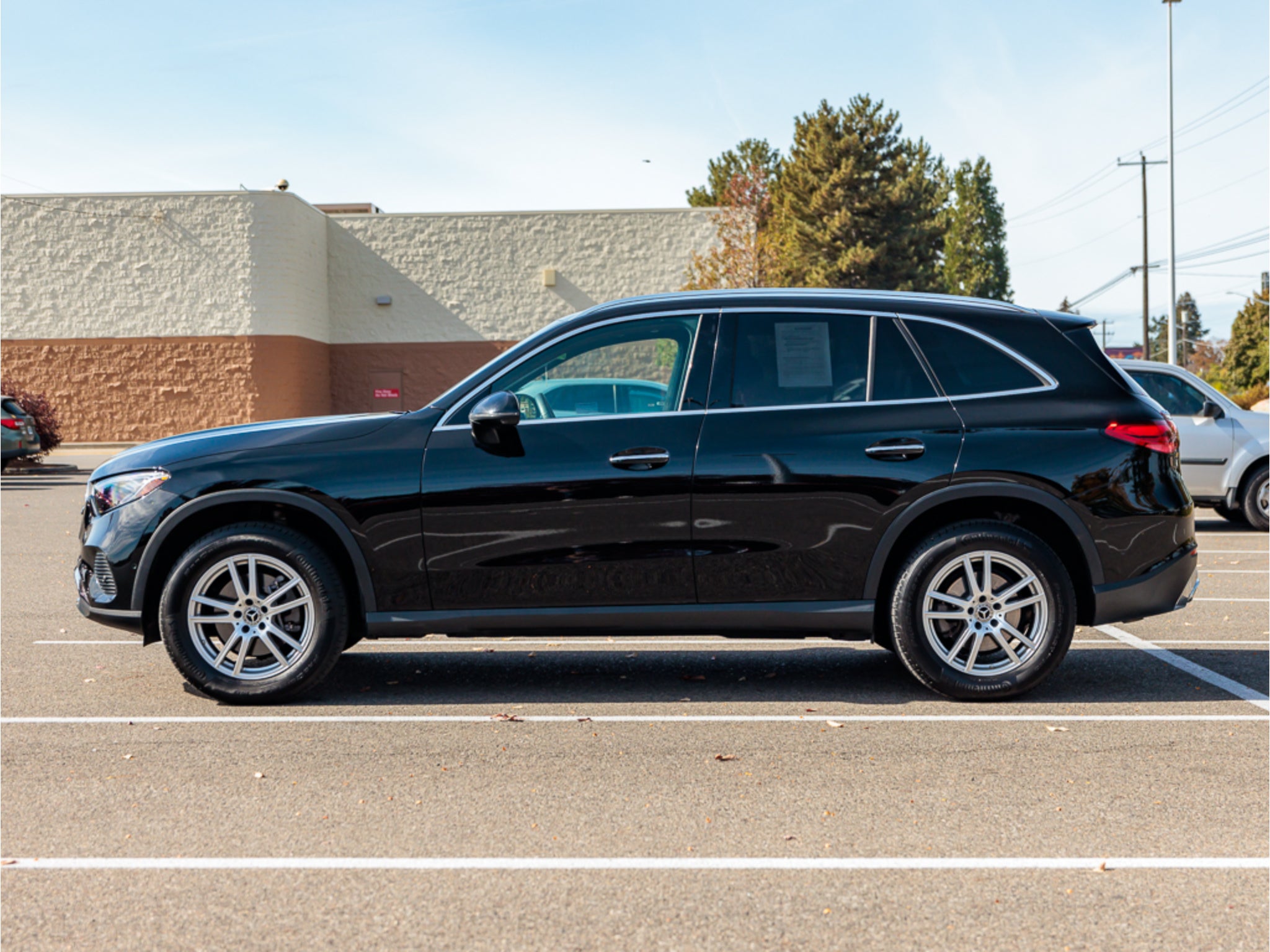 2023 Mercedes-Benz GLC 300