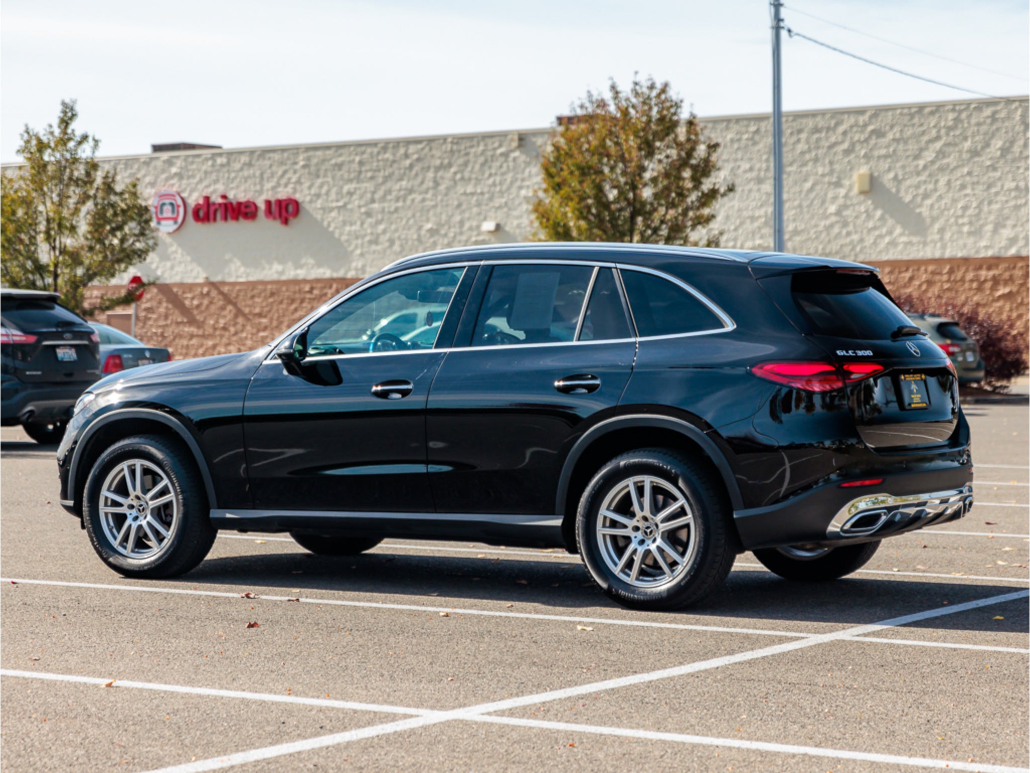 2023 Mercedes-Benz GLC 300