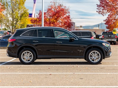 2023 Mercedes-Benz GLC 300