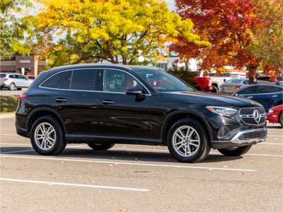 2023 Mercedes-Benz GLC 300