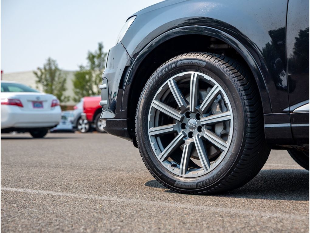 2019 Audi Q7 Premium Plus