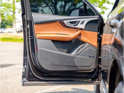 2019 Audi Q7 Premium Plus