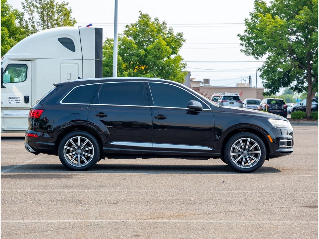 2019 Audi Q7 Premium Plus
