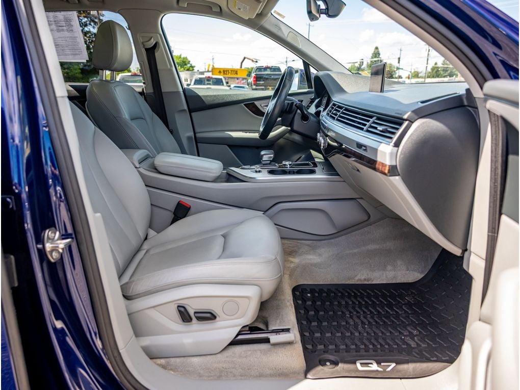 2019 Audi Q7 Premium Plus