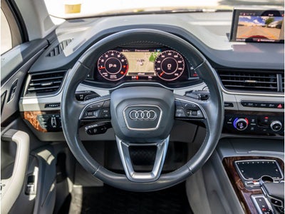2019 Audi Q7 Premium Plus