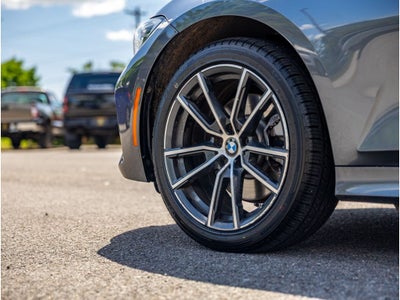 2019 BMW 3 series 330i xDrive