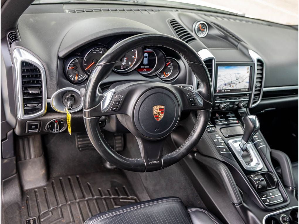 2014 Porsche Cayenne Base
