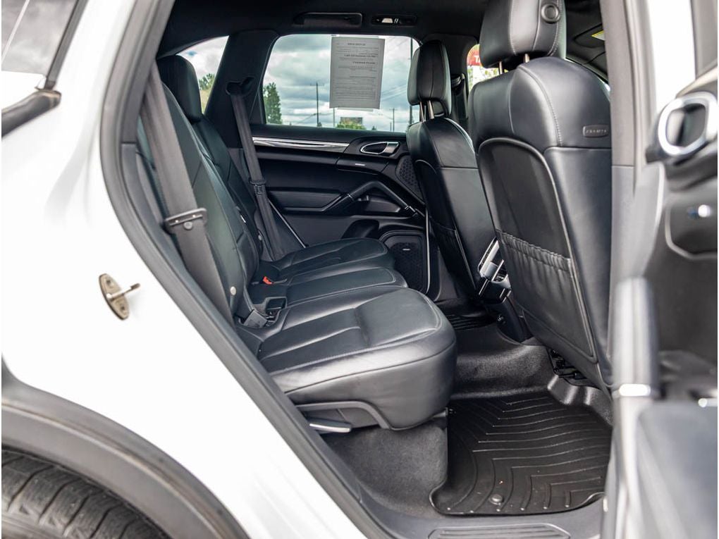 2014 Porsche Cayenne Base
