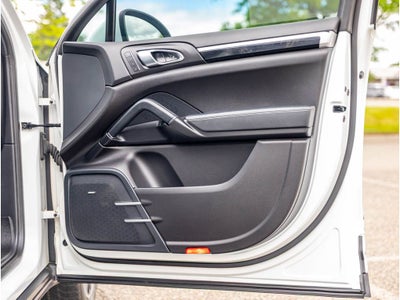 2014 Porsche Cayenne Base
