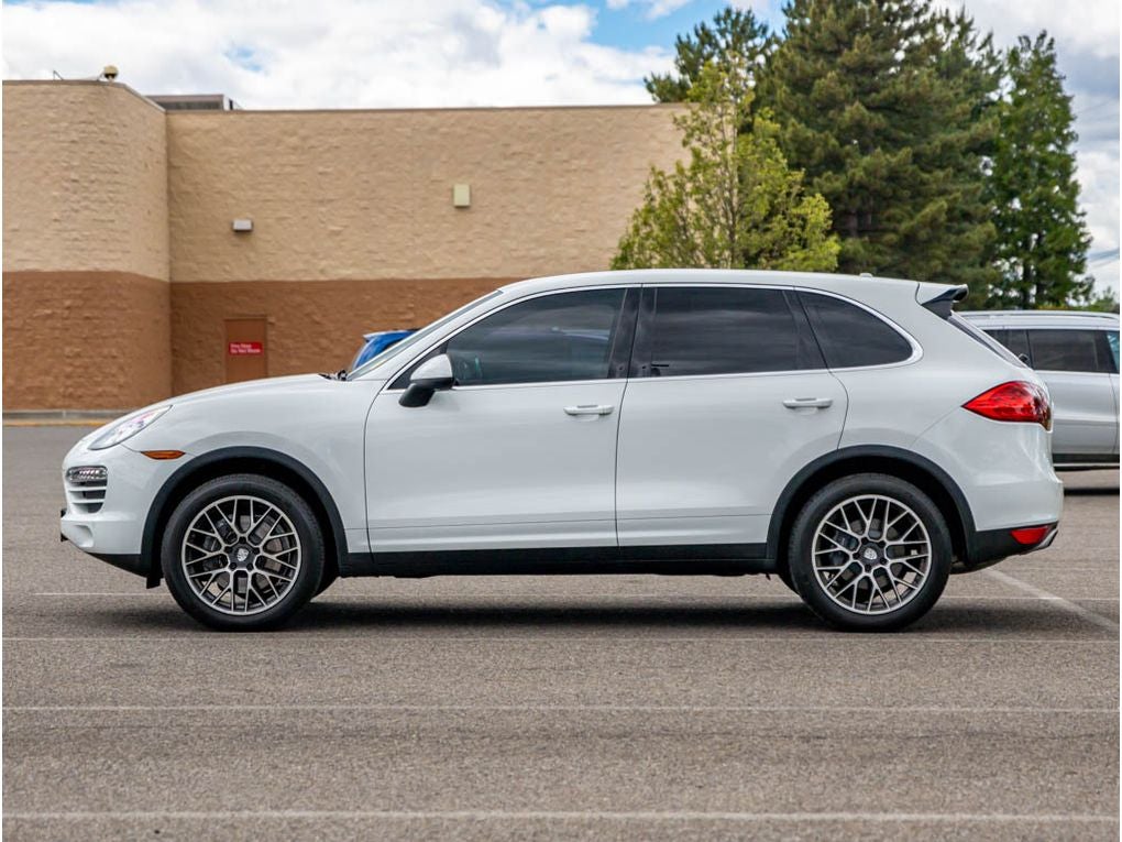 2014 Porsche Cayenne Base